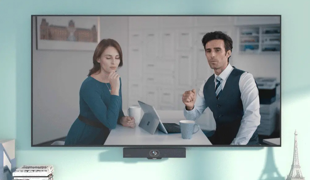 MeetingBar A10 với tính năng Speaker Tracking