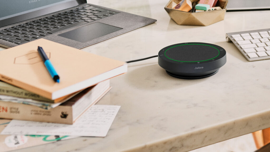 Jabra Speak2 40 MS có thiết kế hiện đại, nhỏ gọn