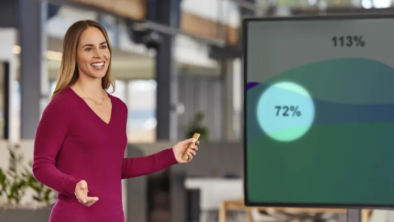 Logitech Spotlight được phát triển để nâng tầm trải nghiệm thuyết trình hiện đại