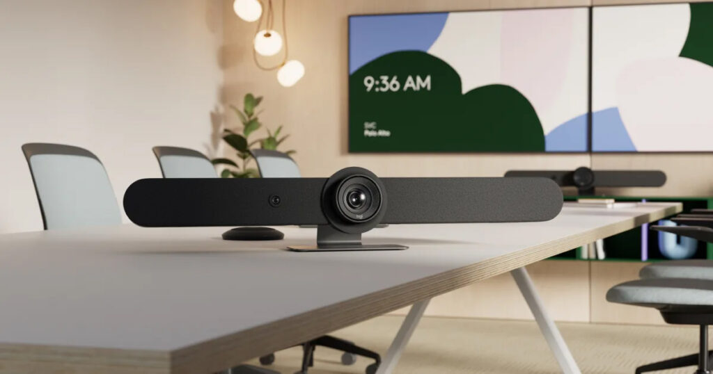 Logitech Rally Bar được trang bị Camera PTZ 4K Ultra HD chuyên nghiệp cho phòng họp lớn